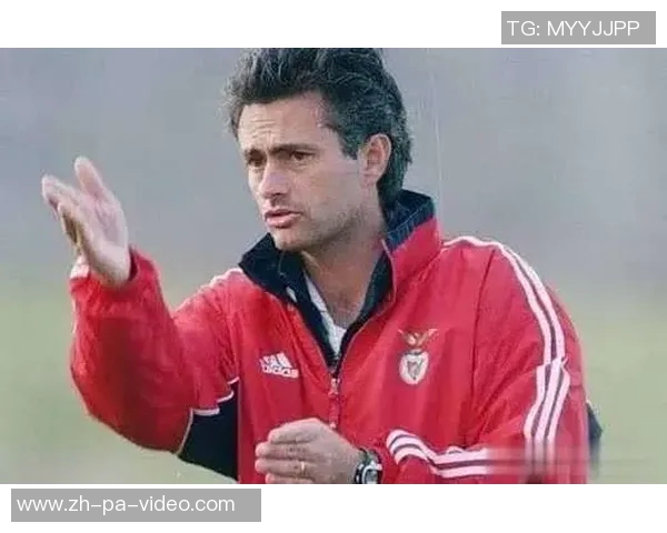 穆里尼奥重返葡超执教本菲卡球迷期待欧冠之旅